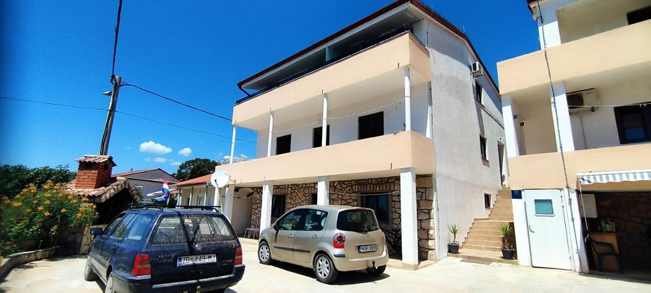 Apartments Andela Starigrad Paklenica Eksteriør bilde