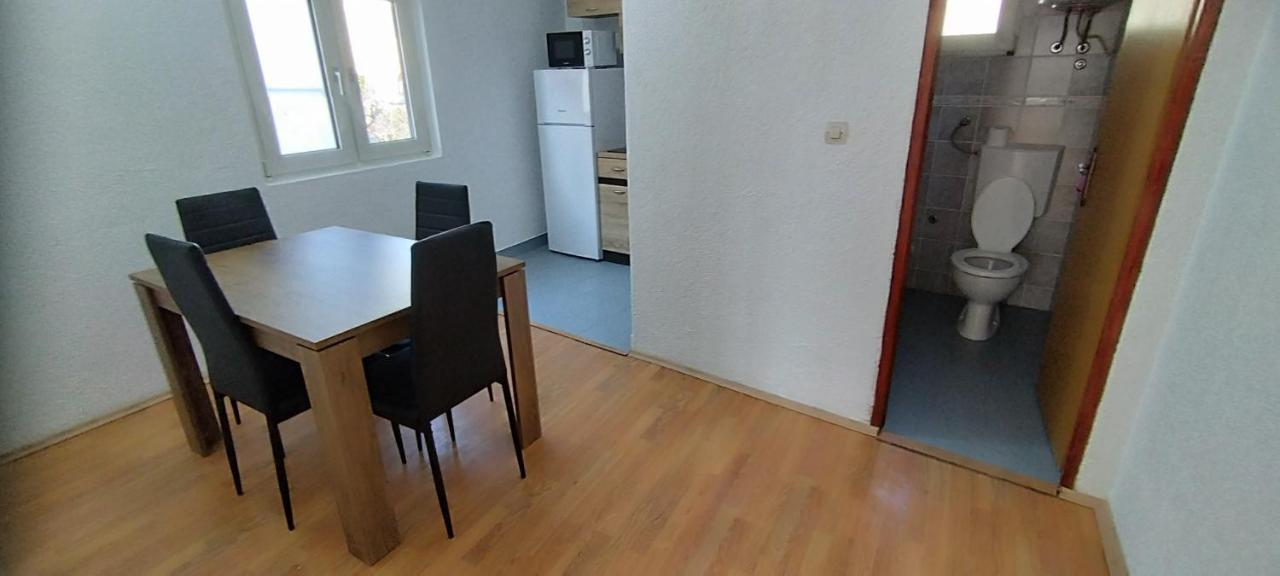 Apartments Andela Starigrad Paklenica Eksteriør bilde
