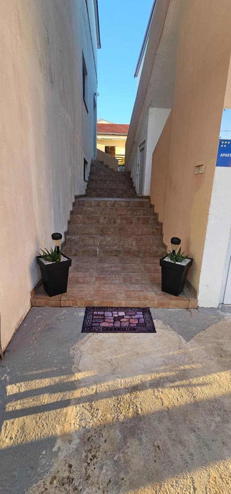 Apartments Andela Starigrad Paklenica Eksteriør bilde