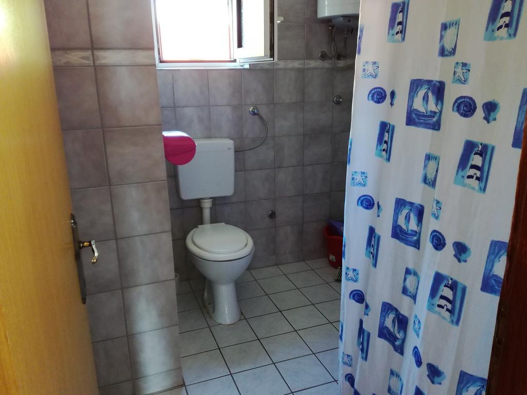 Apartments Andela Starigrad Paklenica Eksteriør bilde